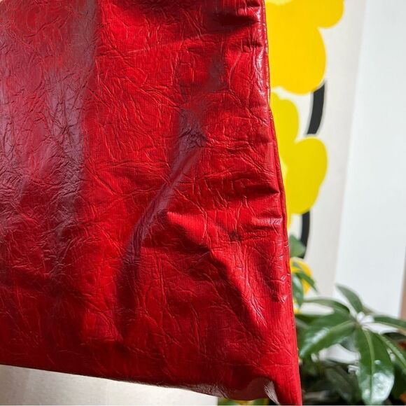 Mod Vintage XL 1970s Red Textured Faux Leather Bamboo Handle Handbag / Clutch - Picture 8 of 10